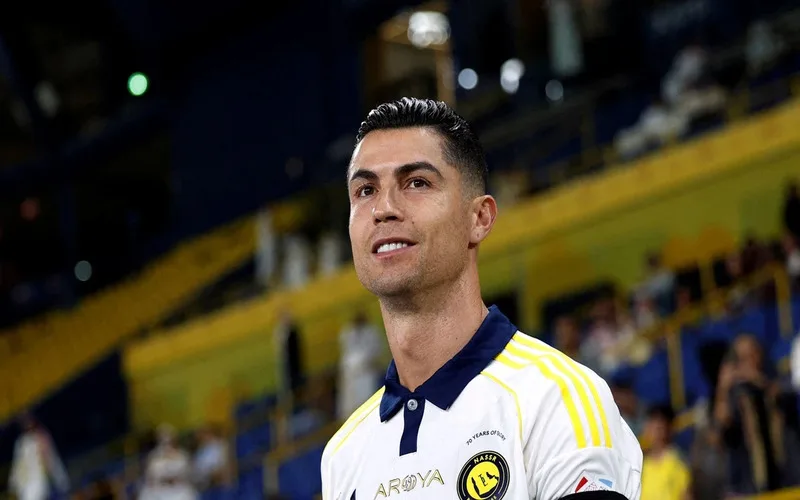 Ronaldo sinh năm bao nhiêu? Sự nghiệp và thành tích nổi bật