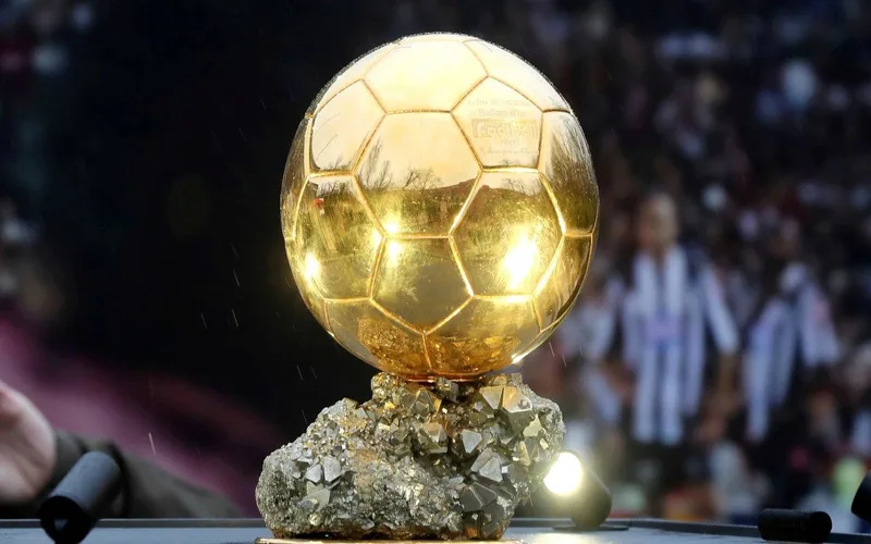 messi co bao nhieu qua bong vang trong su nghiep giai dap chi tiet
